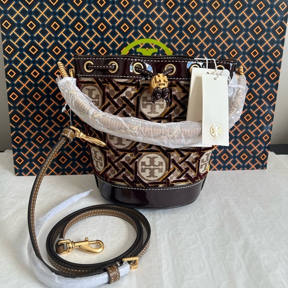 Tory Burch T Monogram Fil Coupe Mini Bucket Bag Hazelnut Gold Tan Brown Velvet - Picture 1 of 15